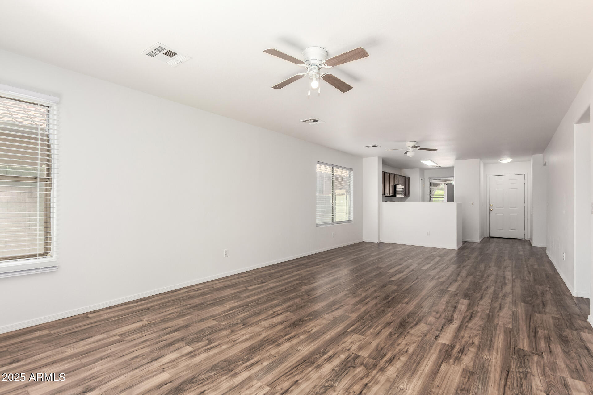 46123 W SHERIDAN Road