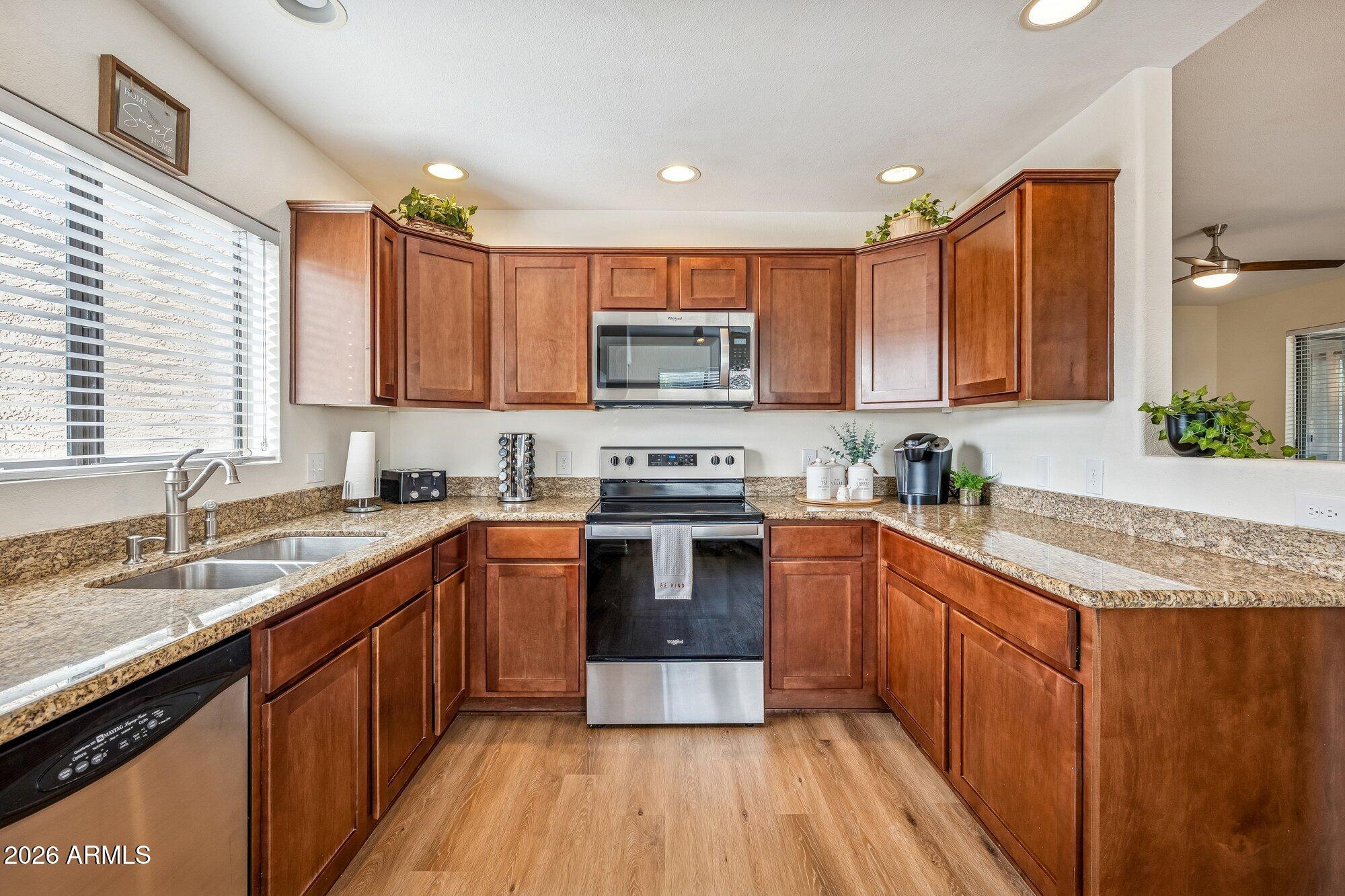 15252 N 100TH Street 1156