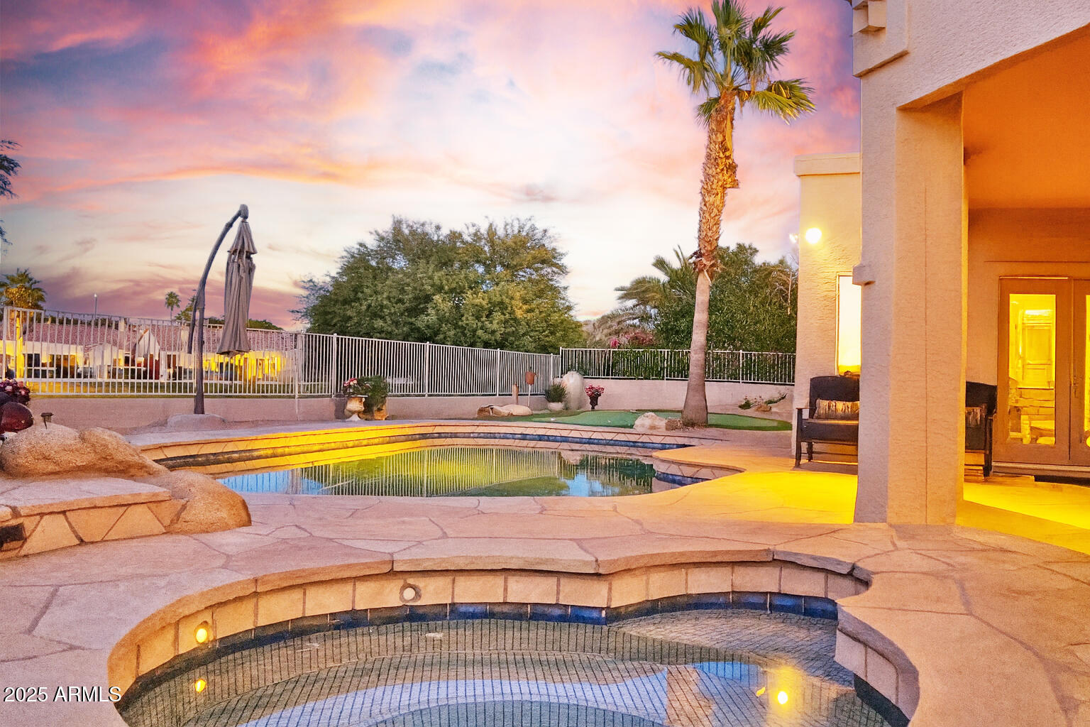 6214 E REDMONT Drive