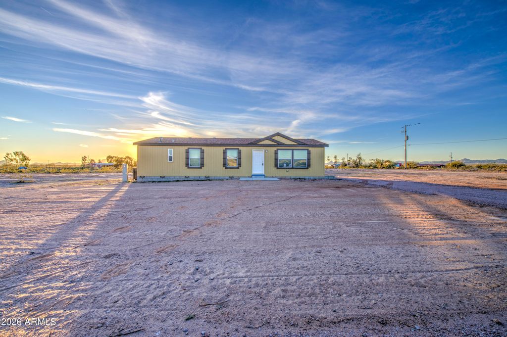 Photo of 38321 W San Miguel Avenue, Tonopah, AZ 85354 (MLS # 6972758)