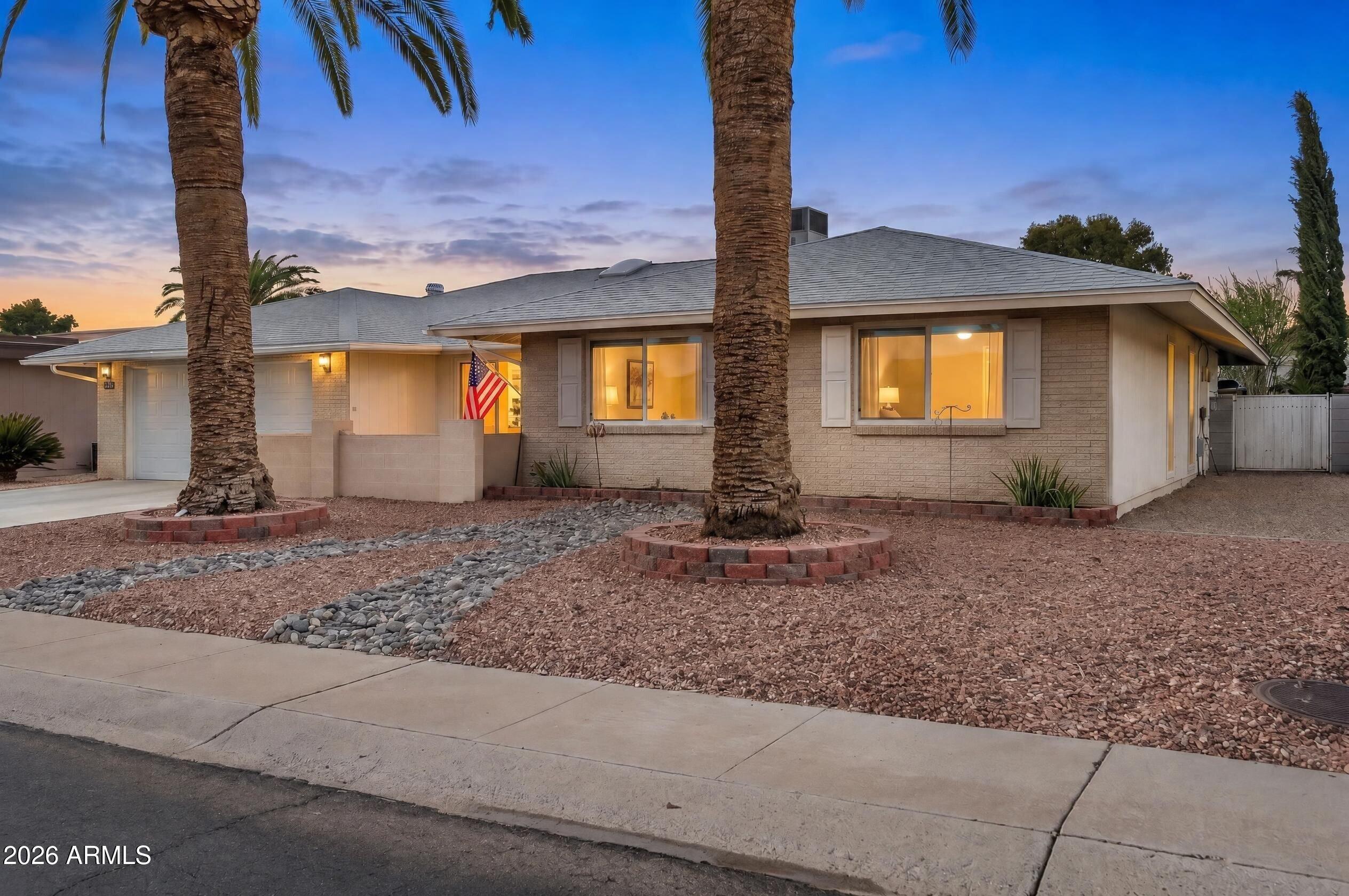 9522 W INDIAN HILLS Drive