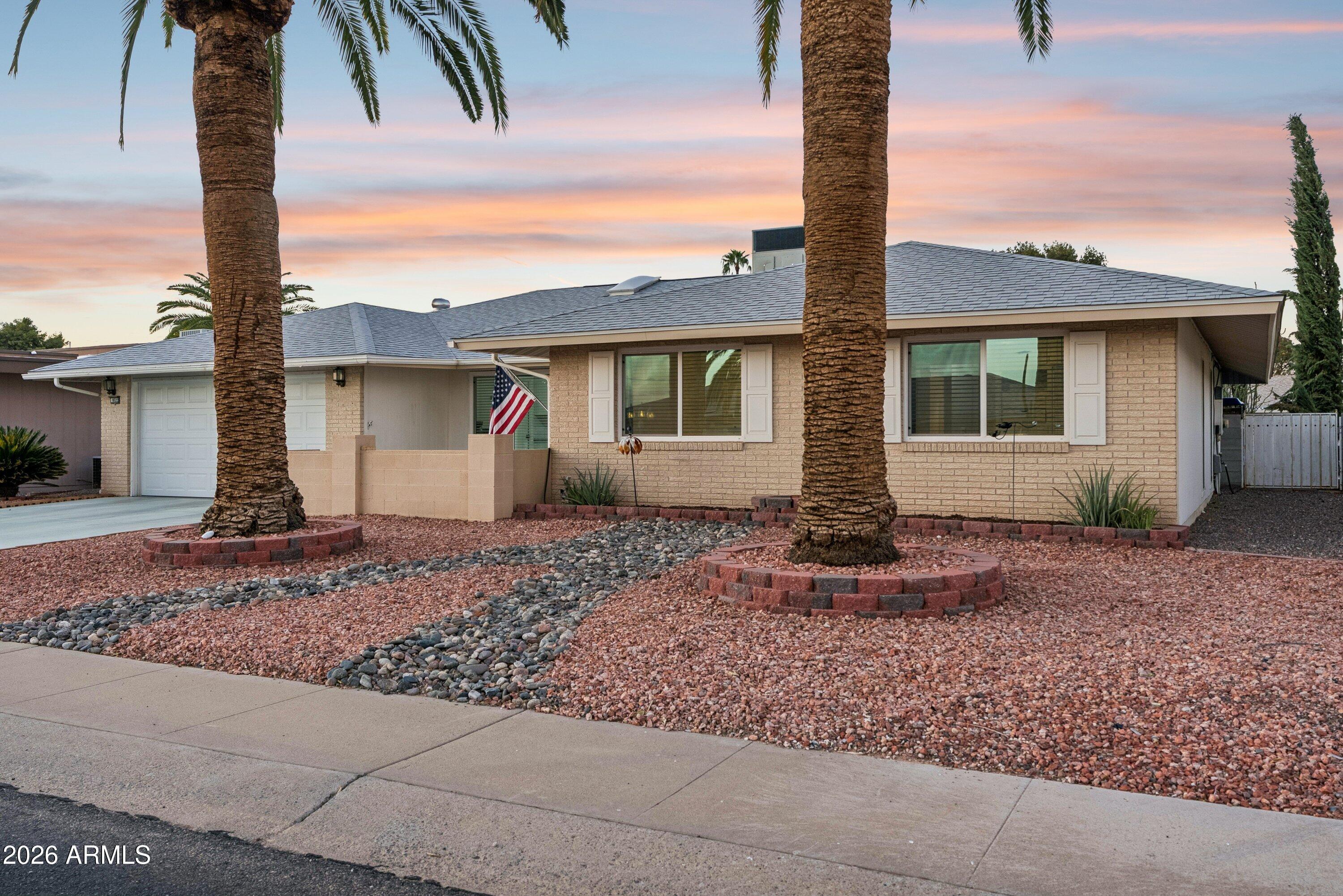 9522 W INDIAN HILLS Drive