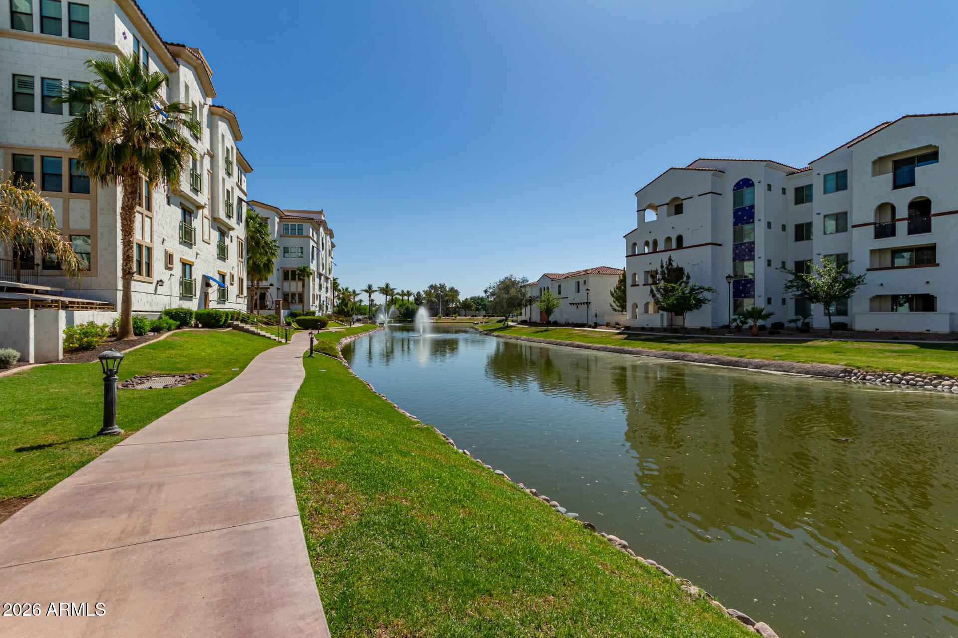 CAYS AT DOWNTOWN OCOTILLO CONDOMINIUM AMD REPLAT - Residential