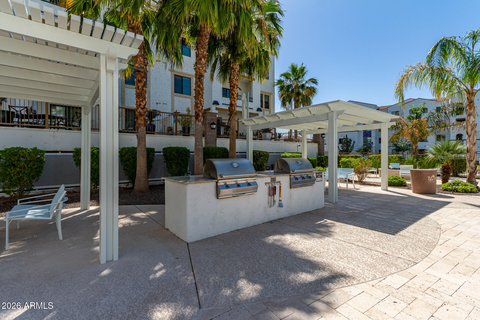 CAYS AT DOWNTOWN OCOTILLO CONDOMINIUM AMD REPLAT - Residential