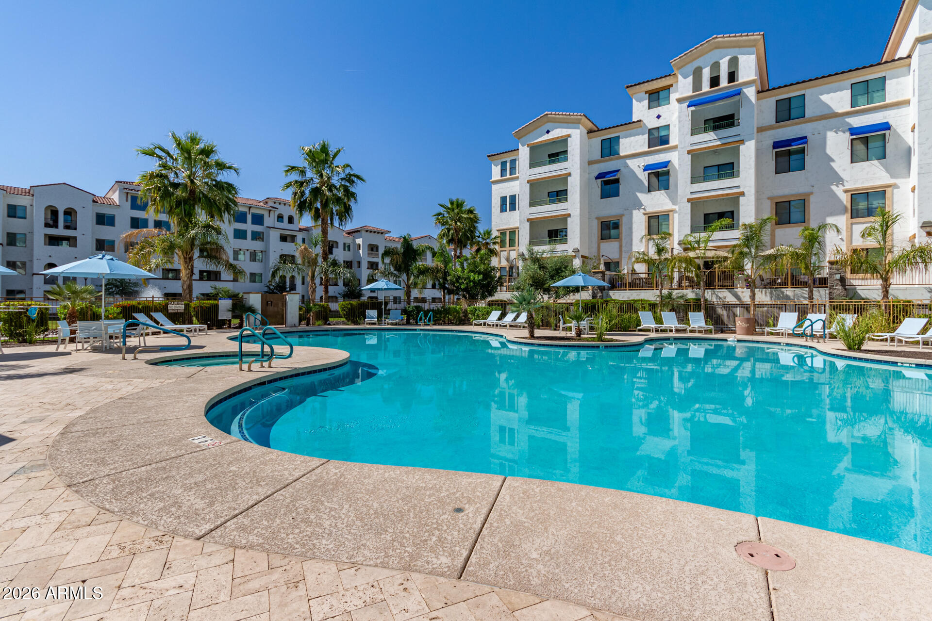 CAYS AT DOWNTOWN OCOTILLO CONDOMINIUM AMD REPLAT - Residential