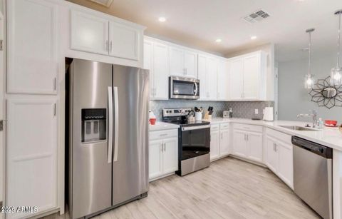Property photo of 2511 W Queen Creek Road 314, Chandler, AZ 85248