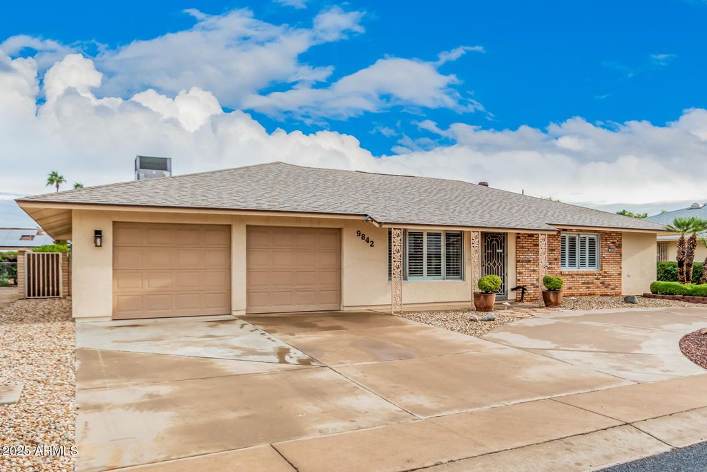 Photo of 9842 W Royal Oak Road, Sun City, AZ 85351 (MLS # 6950246)