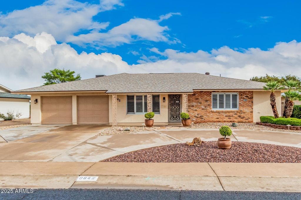 Photo of 9842 W Royal Oak Road, Sun City, AZ 85351 (MLS # 6950246)