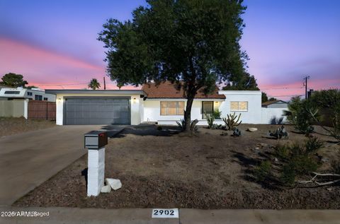 Photo of 2902 E Emile Zola Avenue, Phoenix, AZ 85032 (MLS # 6983697)