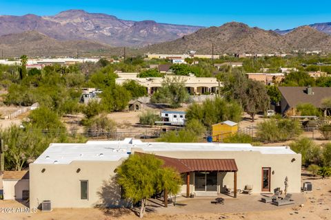 A home in Cave Creek