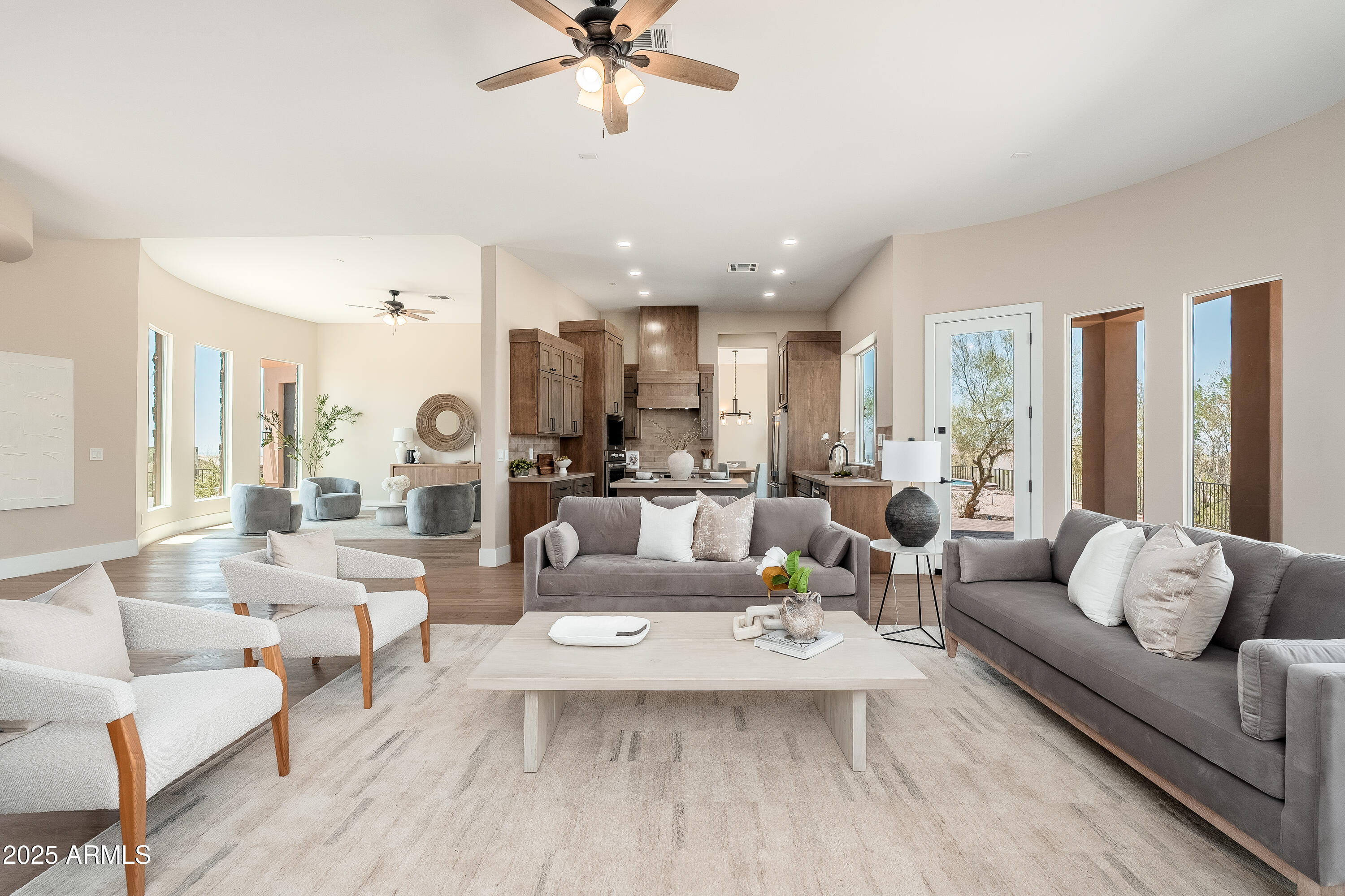 3518 N SHADOW Trail