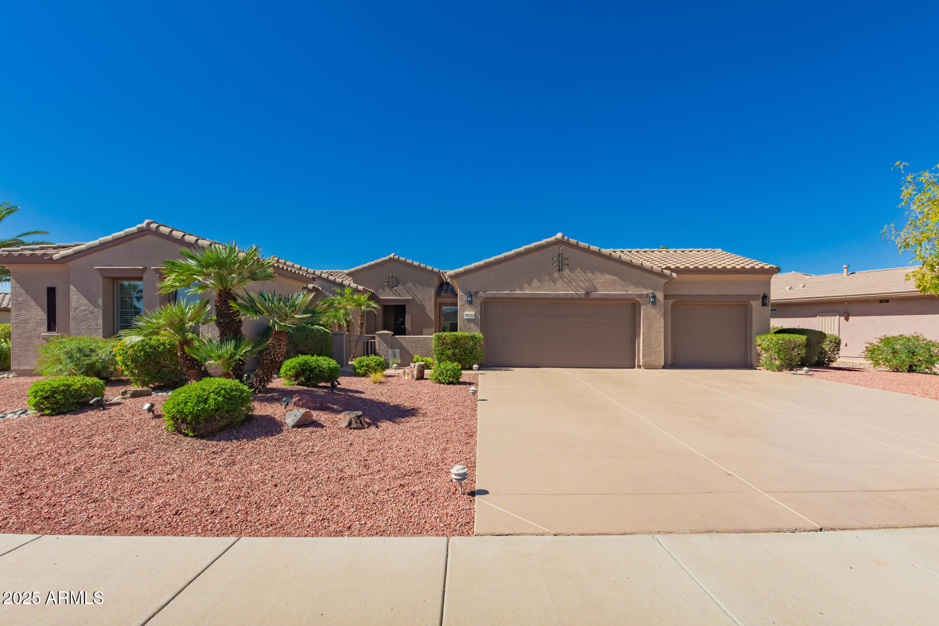 20754 N CANYON WHISPER Drive