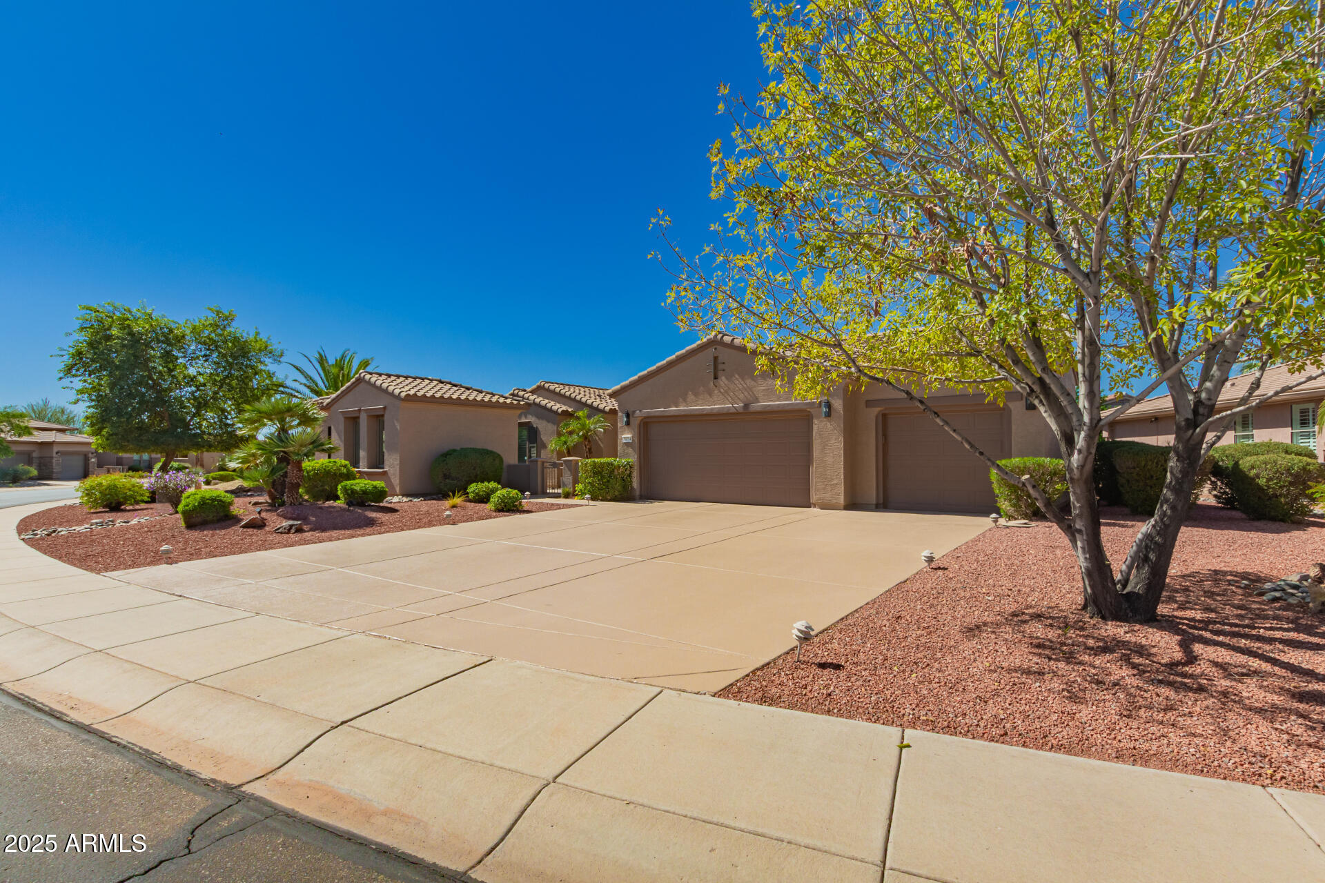 20754 N CANYON WHISPER Drive