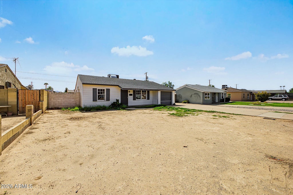 Photo of 153 E La Cienega Avenue, Goodyear, AZ 85338 (MLS # 7092392)