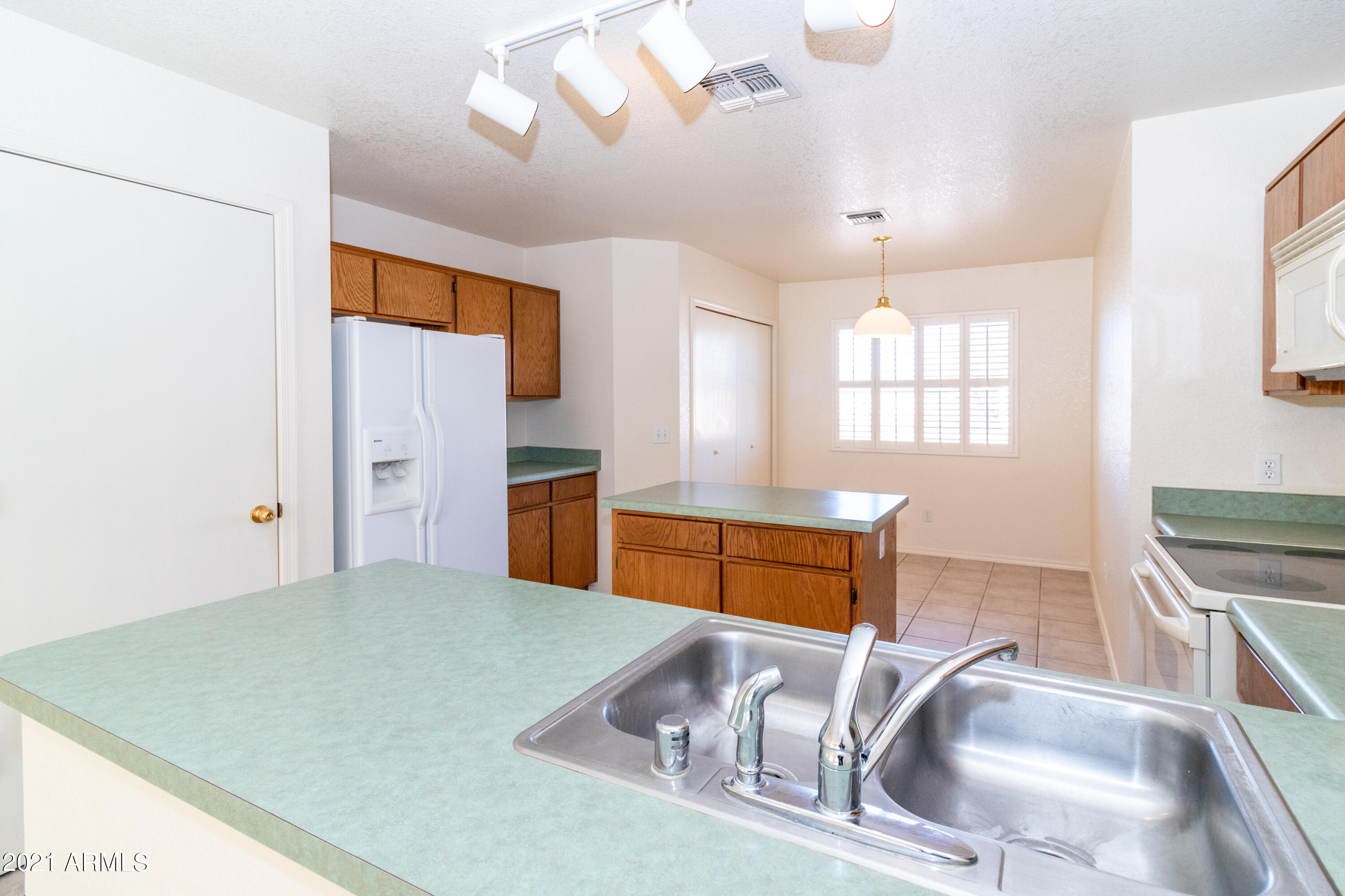 CHAPARRAL VILLAGE PHASE 3 & 4 - Residential