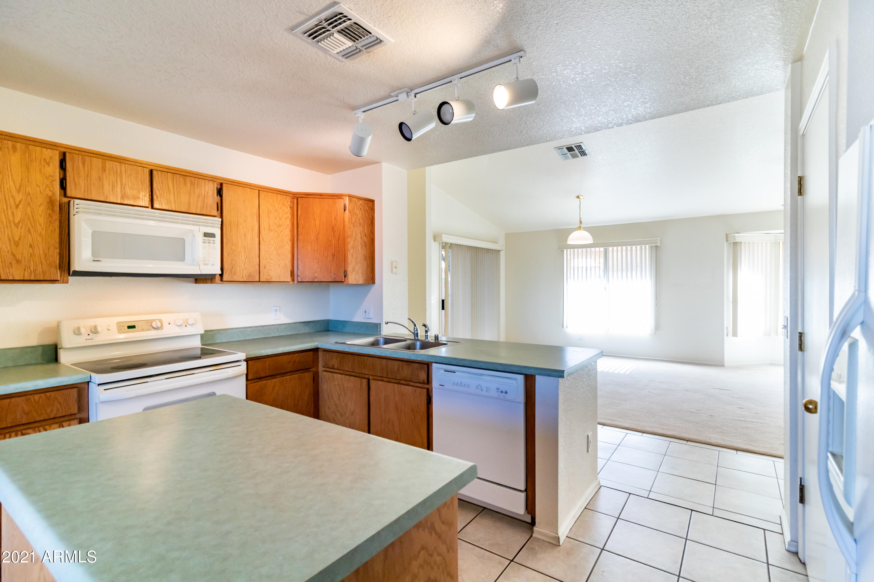 CHAPARRAL VILLAGE PHASE 3 & 4 - Residential