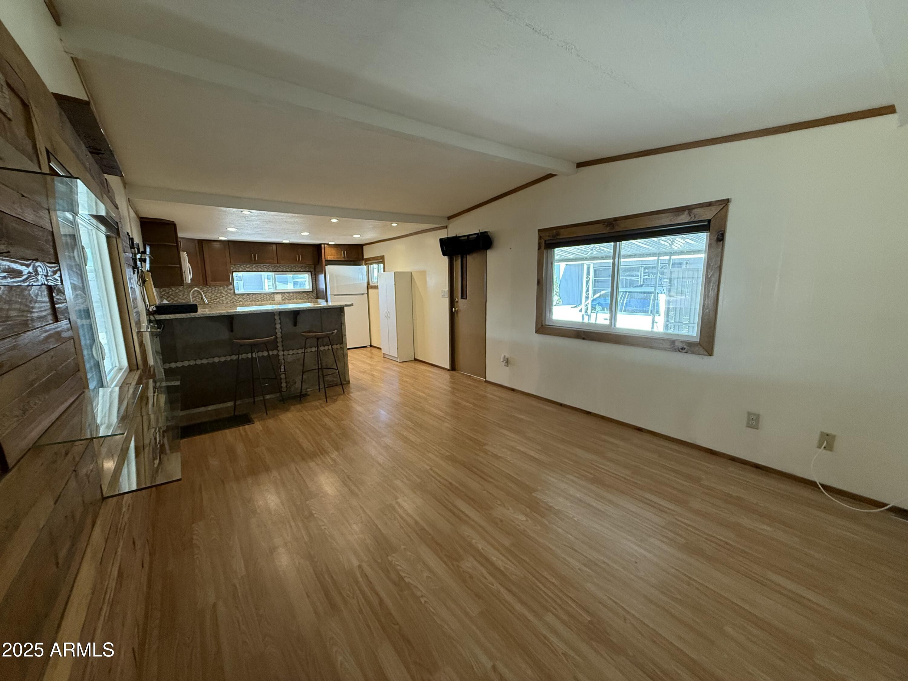 535 S ALMA SCHOOL Road 91