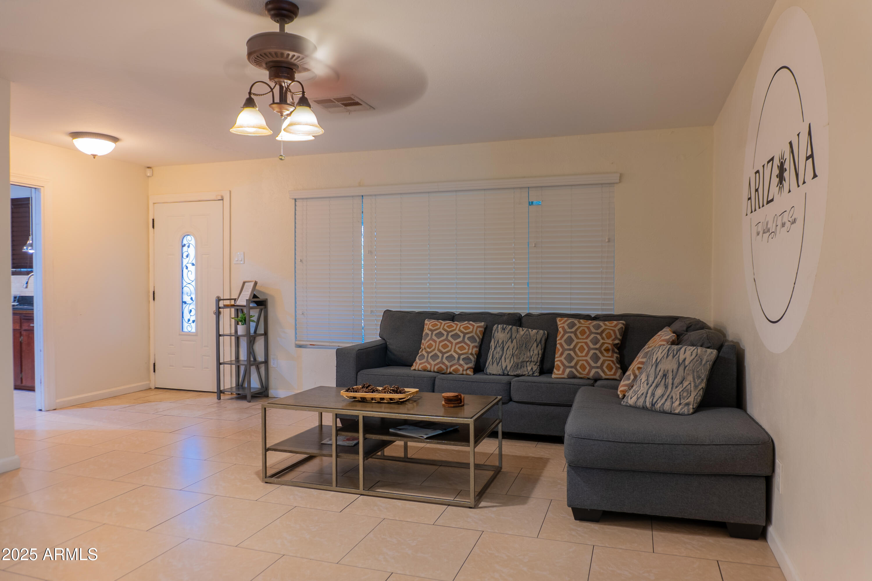 Homes 4 3229 W COLLEGE Drive