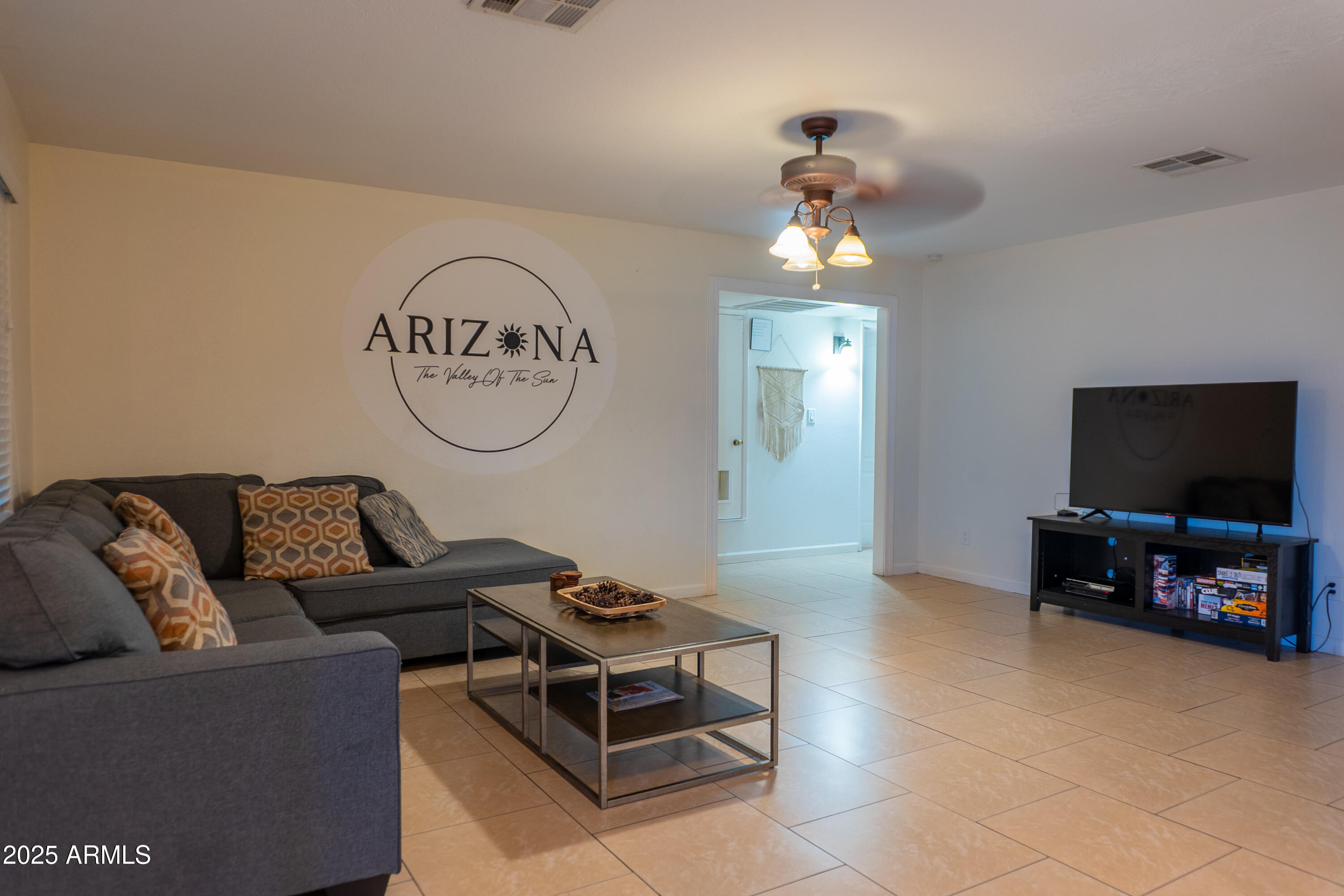 Homes 3 3229 W COLLEGE Drive