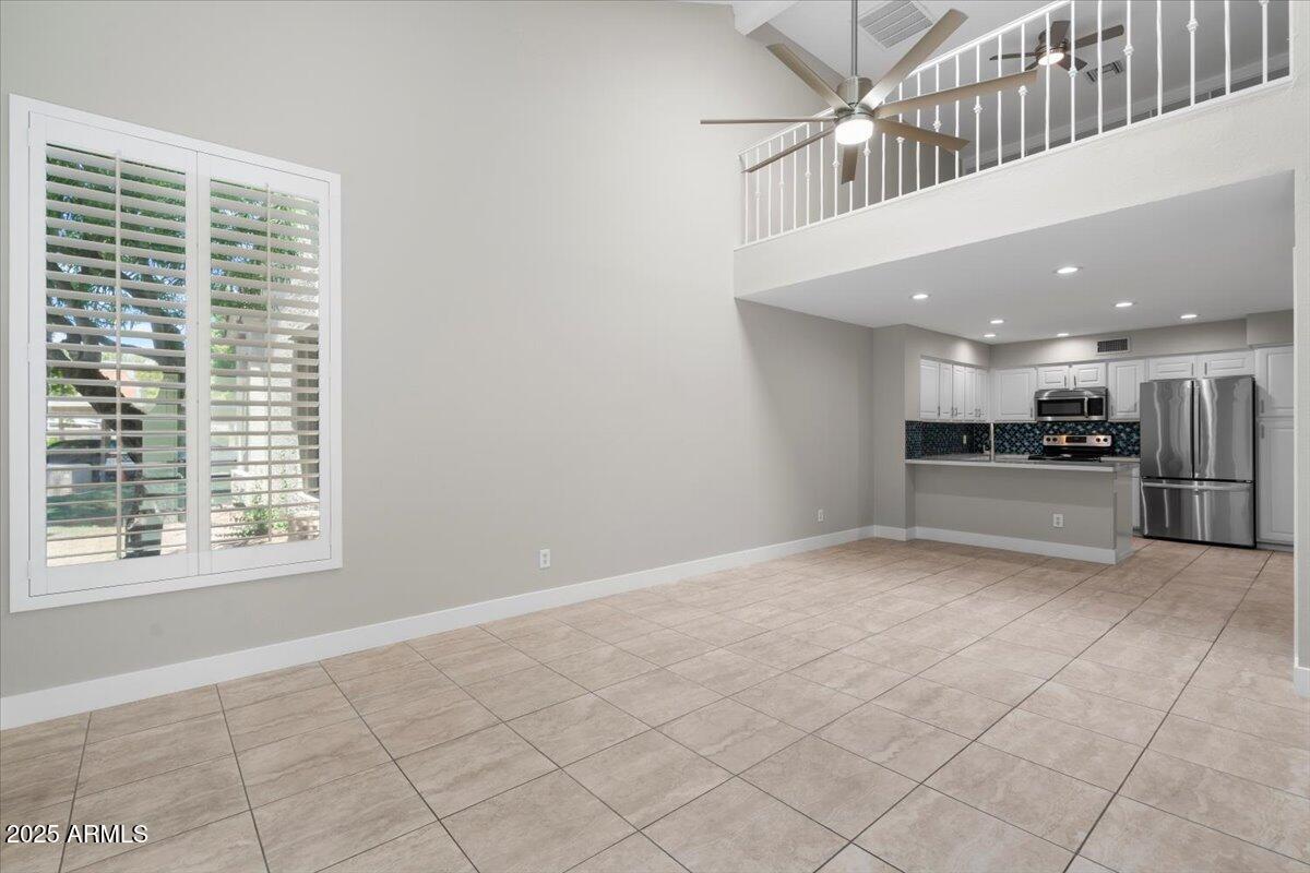 1717 E Union Hills Drive 1053