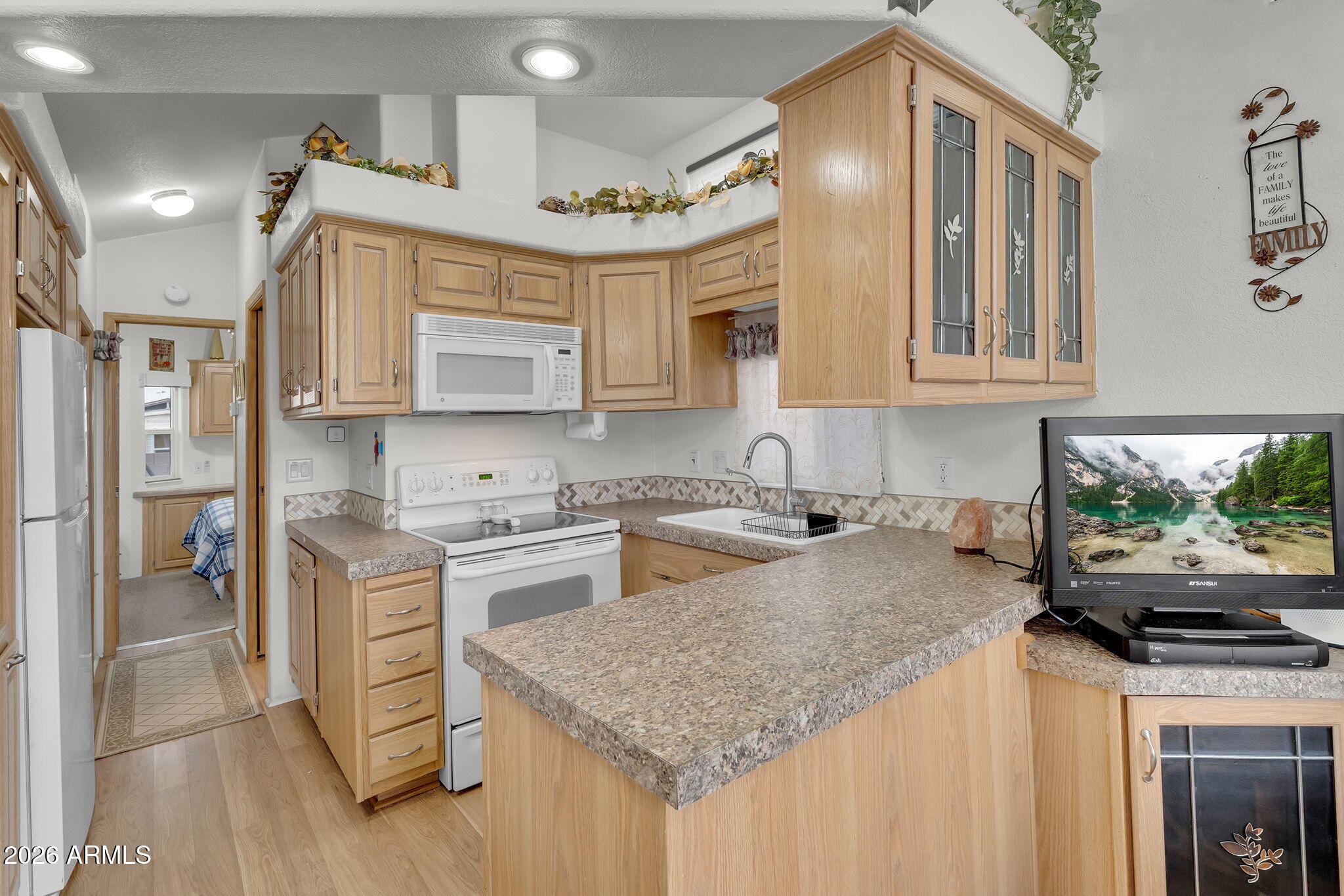 TIERRA DEL SOL RV RESORT - Land