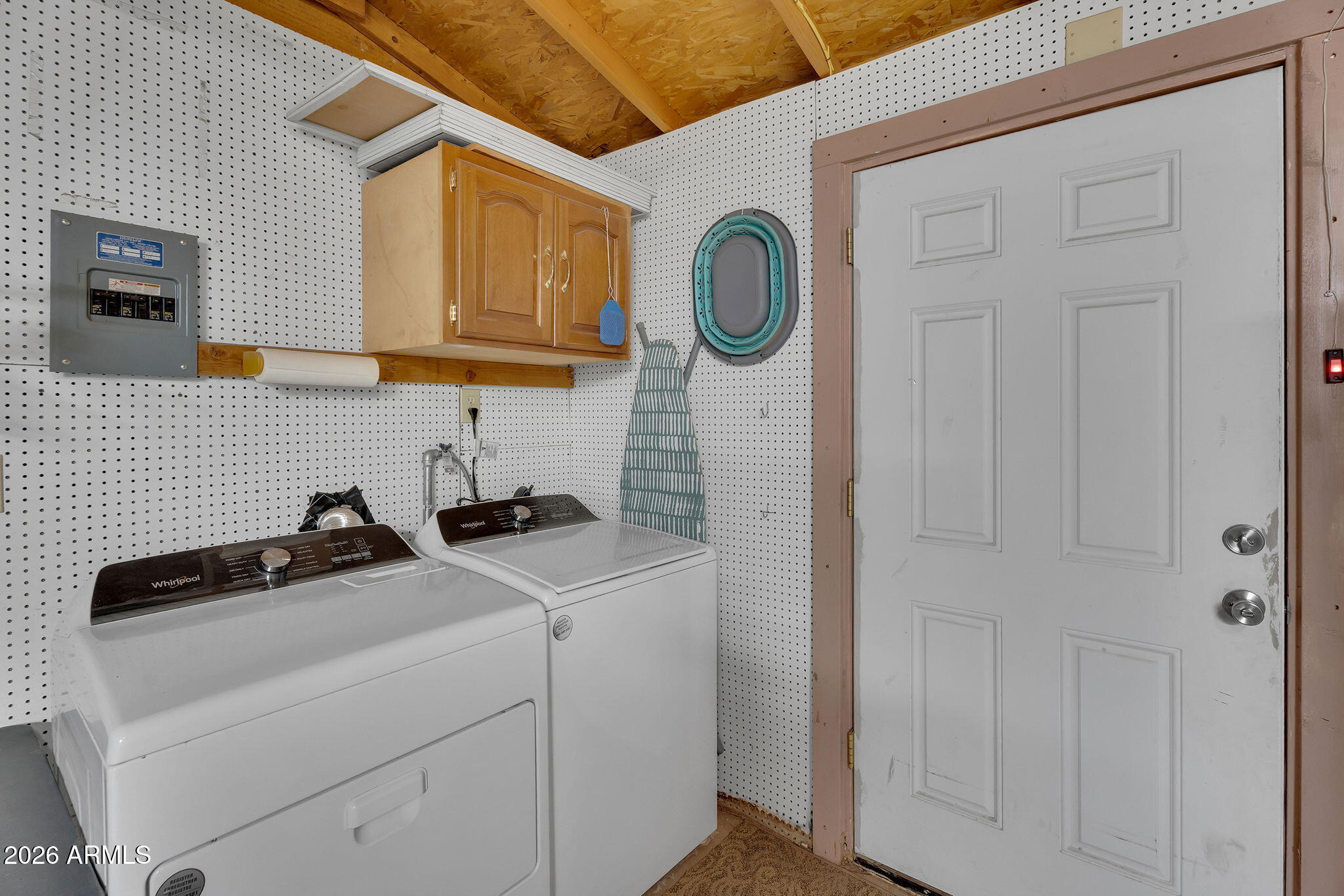 TIERRA DEL SOL RV RESORT - Land