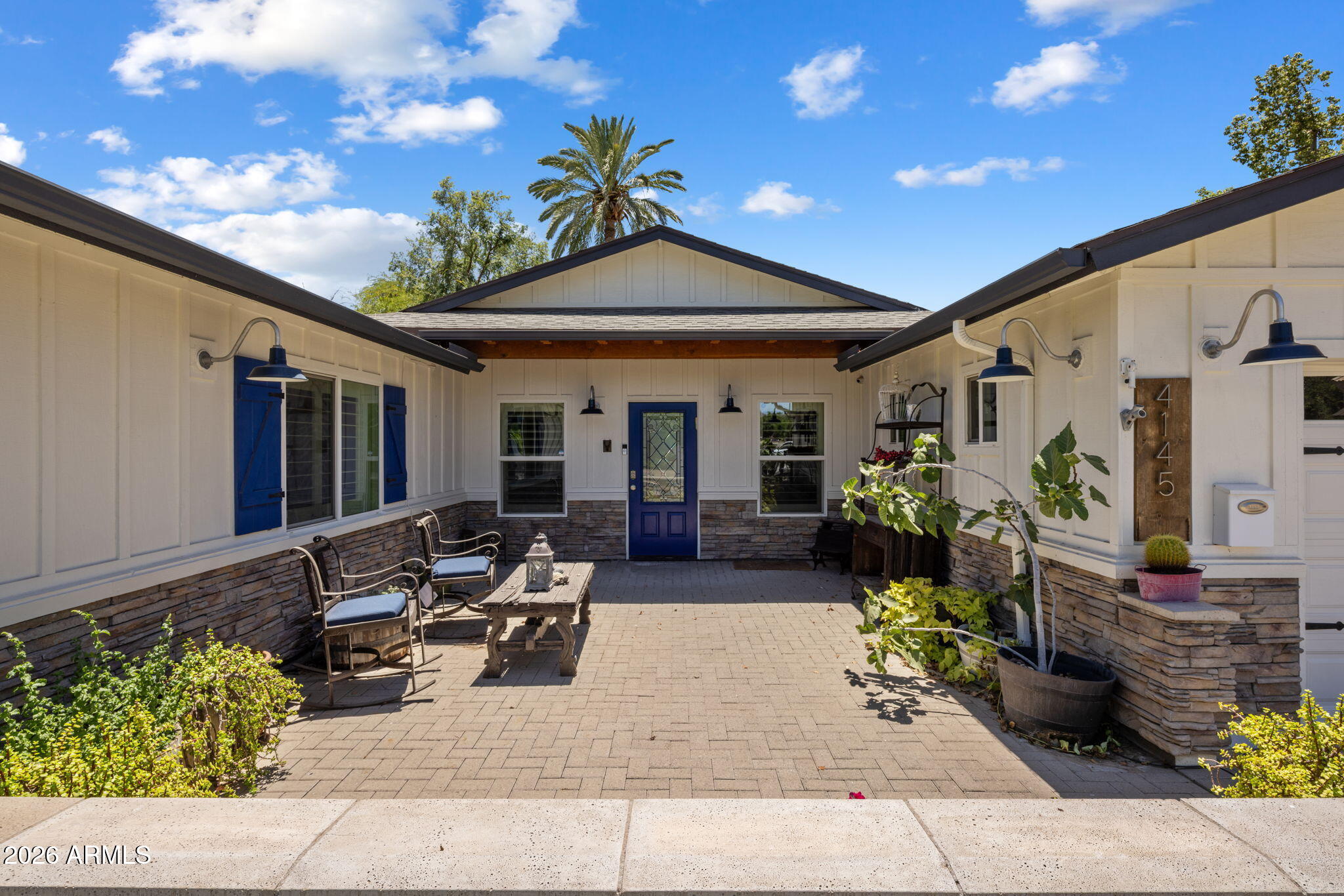 ARCADIA PLACE - Residential