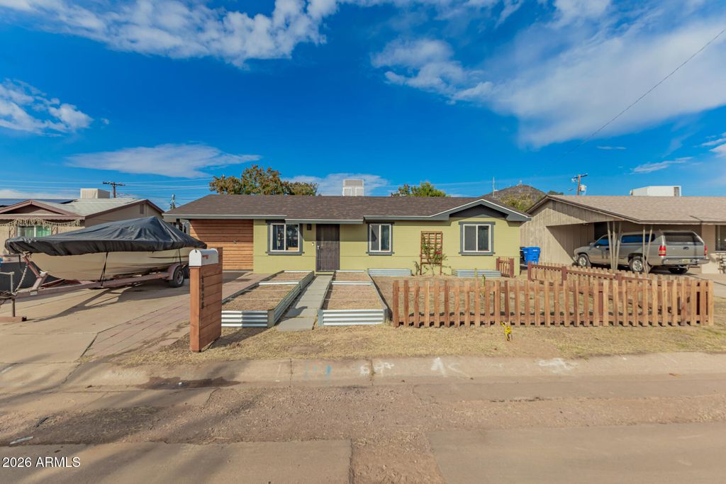 Photo of 1626 W North Lane, Phoenix, AZ 85021 (MLS # 6974496)