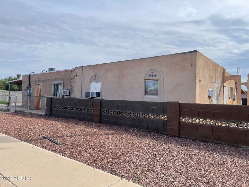 Photo of 14217 N 4th Avenue, El Mirage, AZ 85335 (MLS # 6935605)