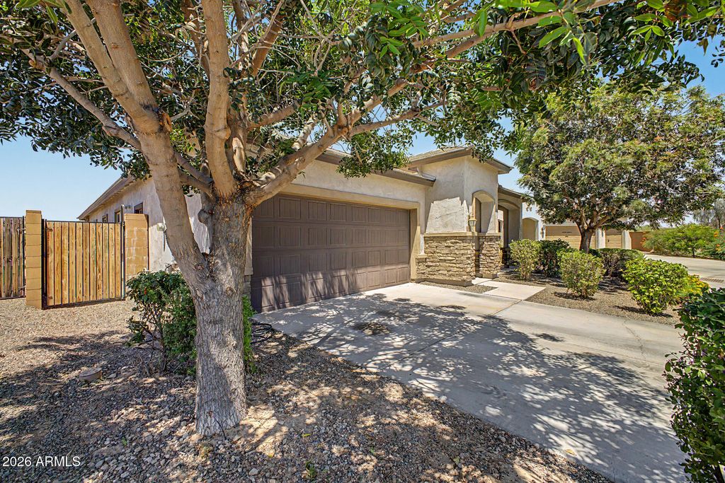 Photo of 19924 N 260th Drive, Buckeye, AZ 85396 (MLS # 7026989)