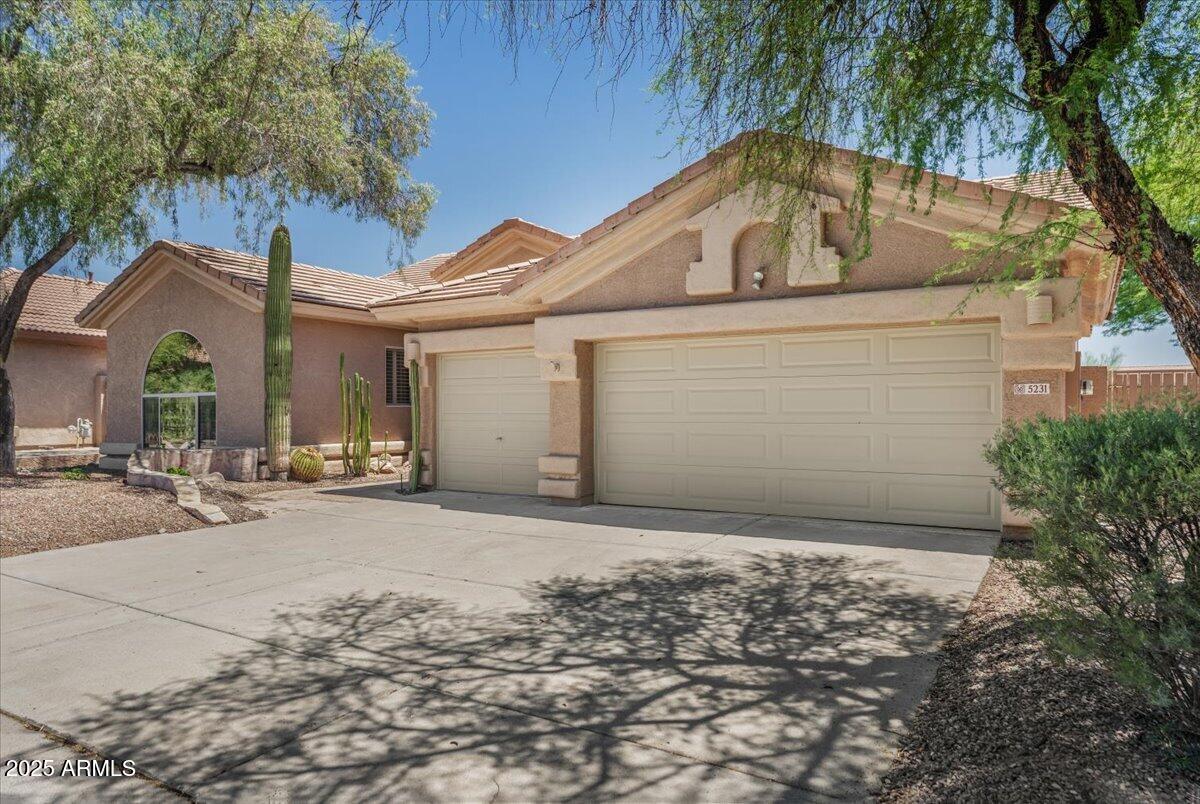 5231 E Calle De Baca --