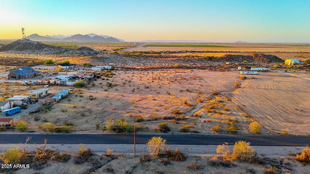 Photo of 0 W Barnes Rd Lot B 1.25 Acres #-, Maricopa, AZ 85139 (MLS # 6919480)