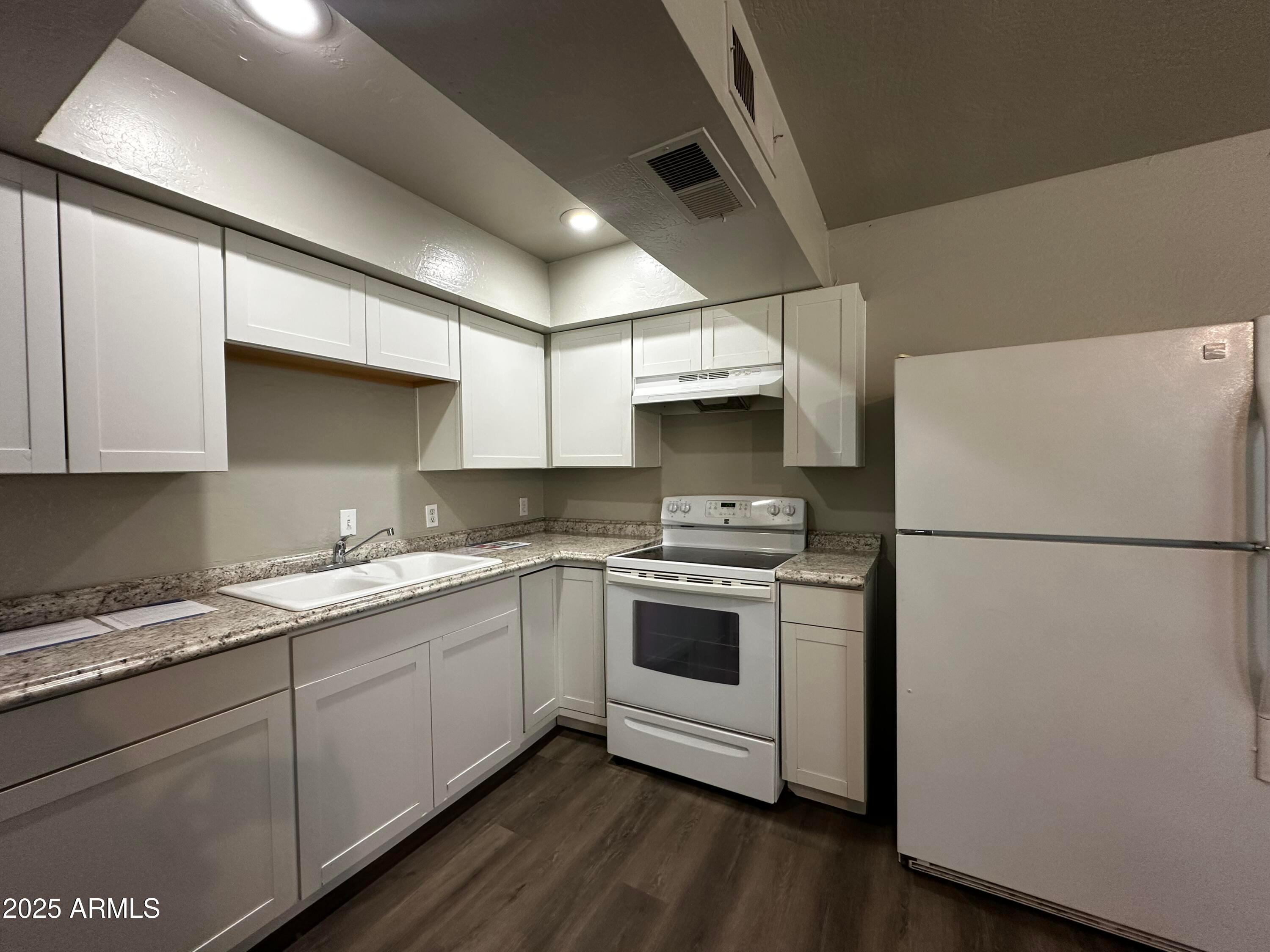 1421 E Fillmore Street Apt 4