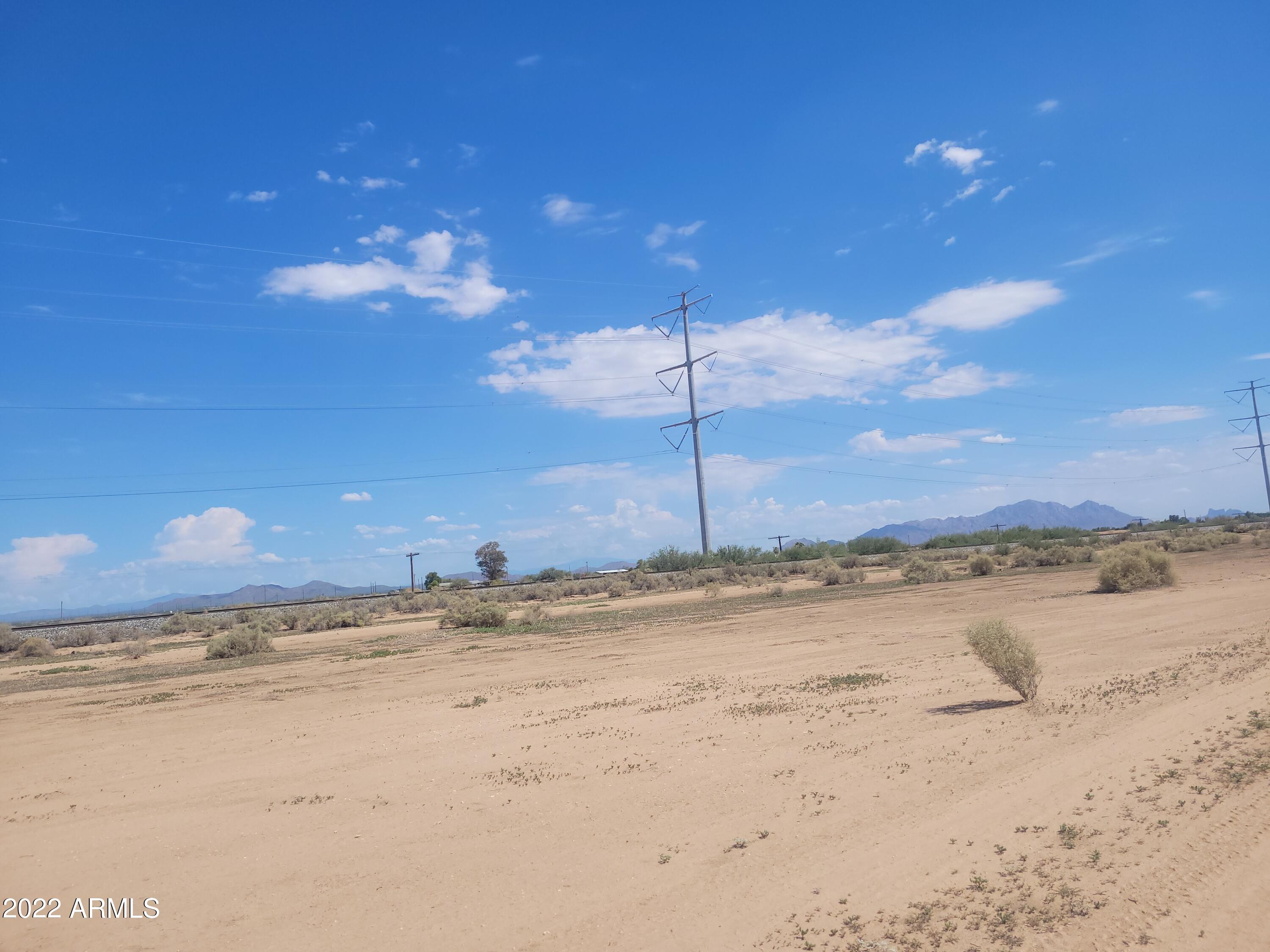 00 E Storey - 003E Road -