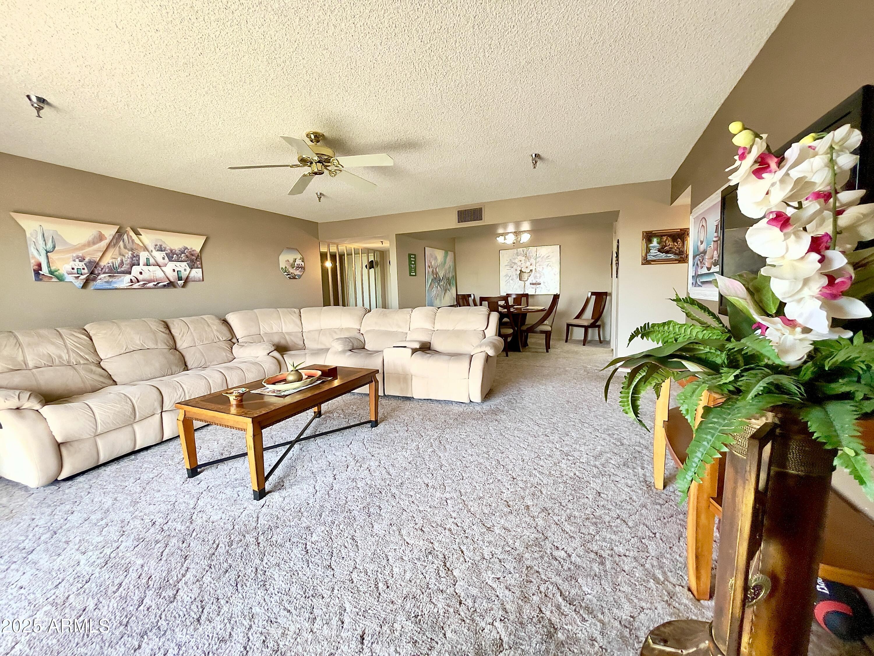 425 S PARKCREST -- 335