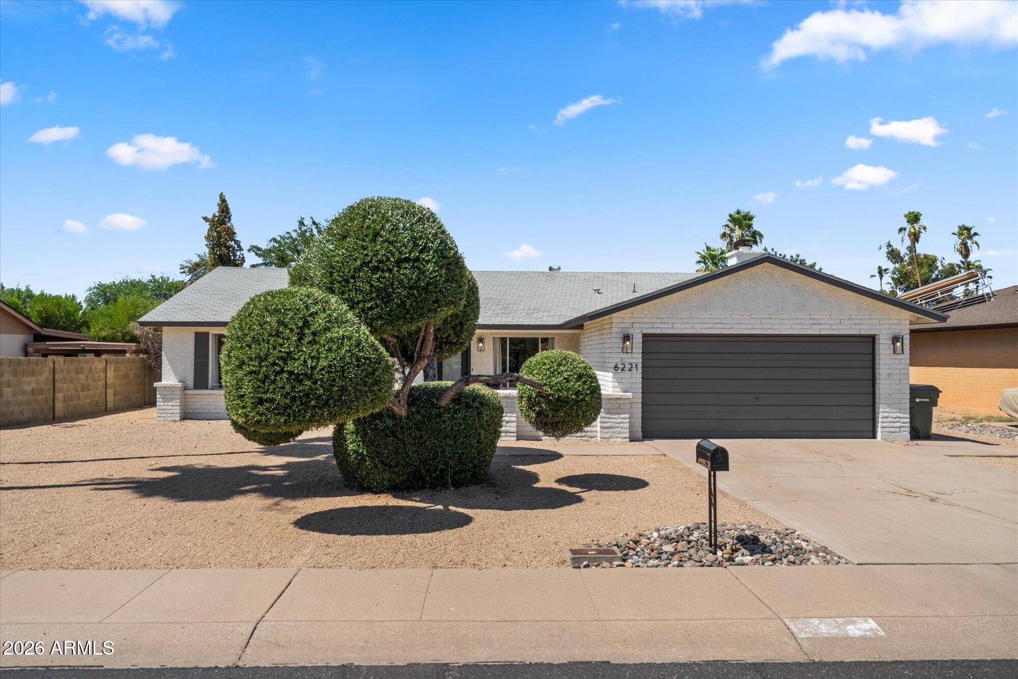 6221 E EVANS Drive