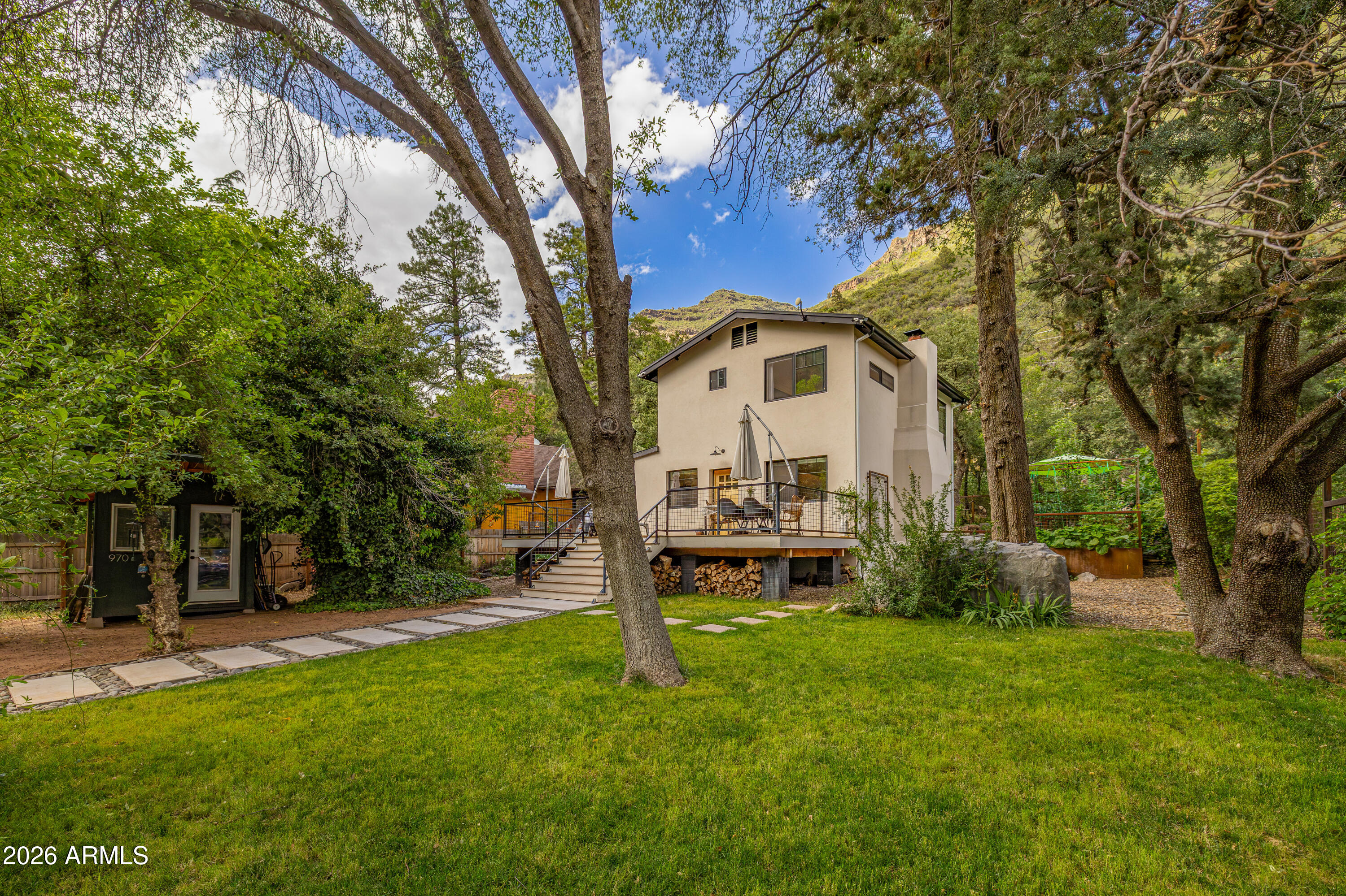 970 SHANGRI LA Drive