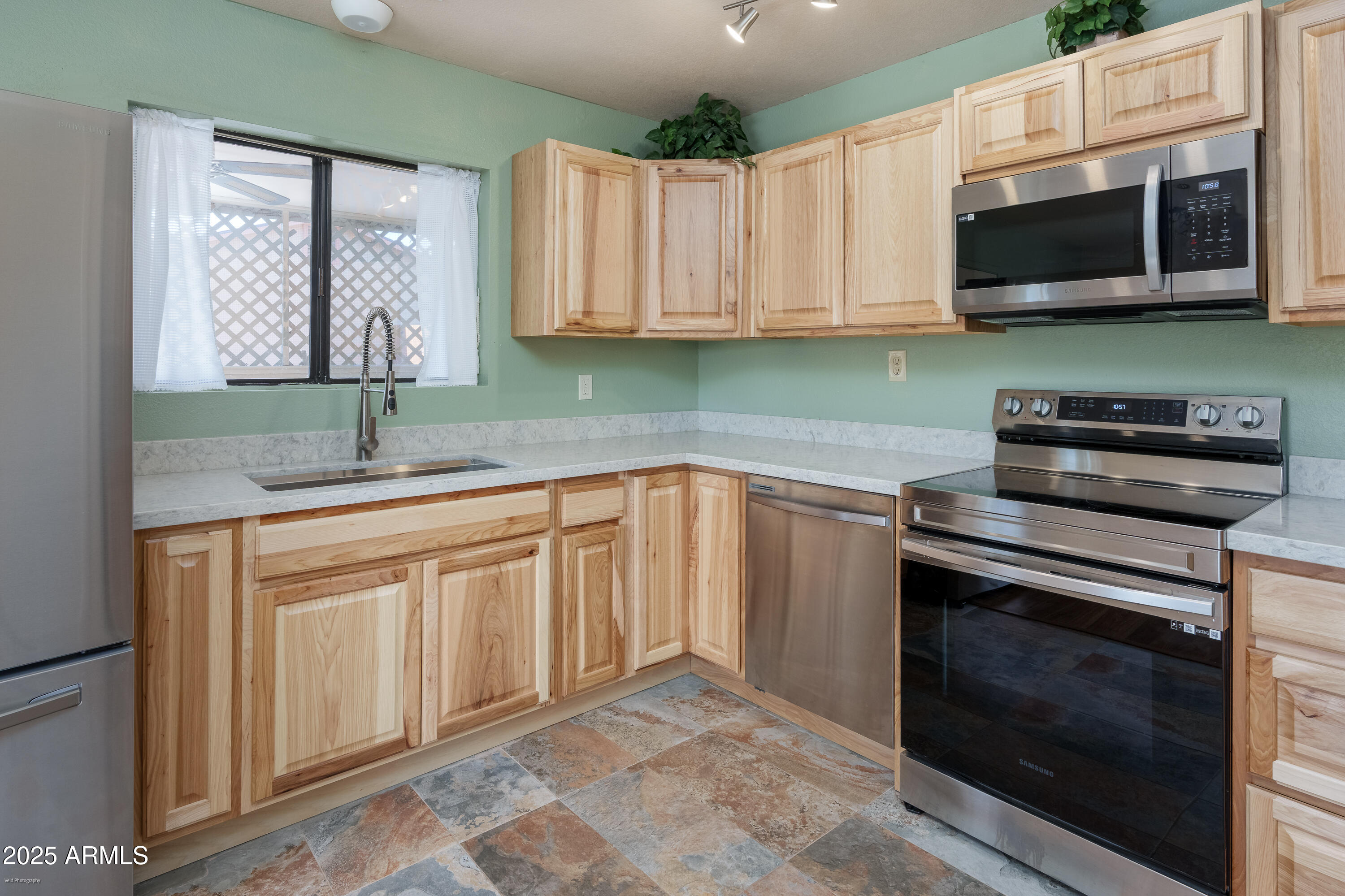 Cottonwood, Arizona 86326, United States, 3 Bedrooms Bedrooms, ,2 BathroomsBathrooms,Residential,Active,242341