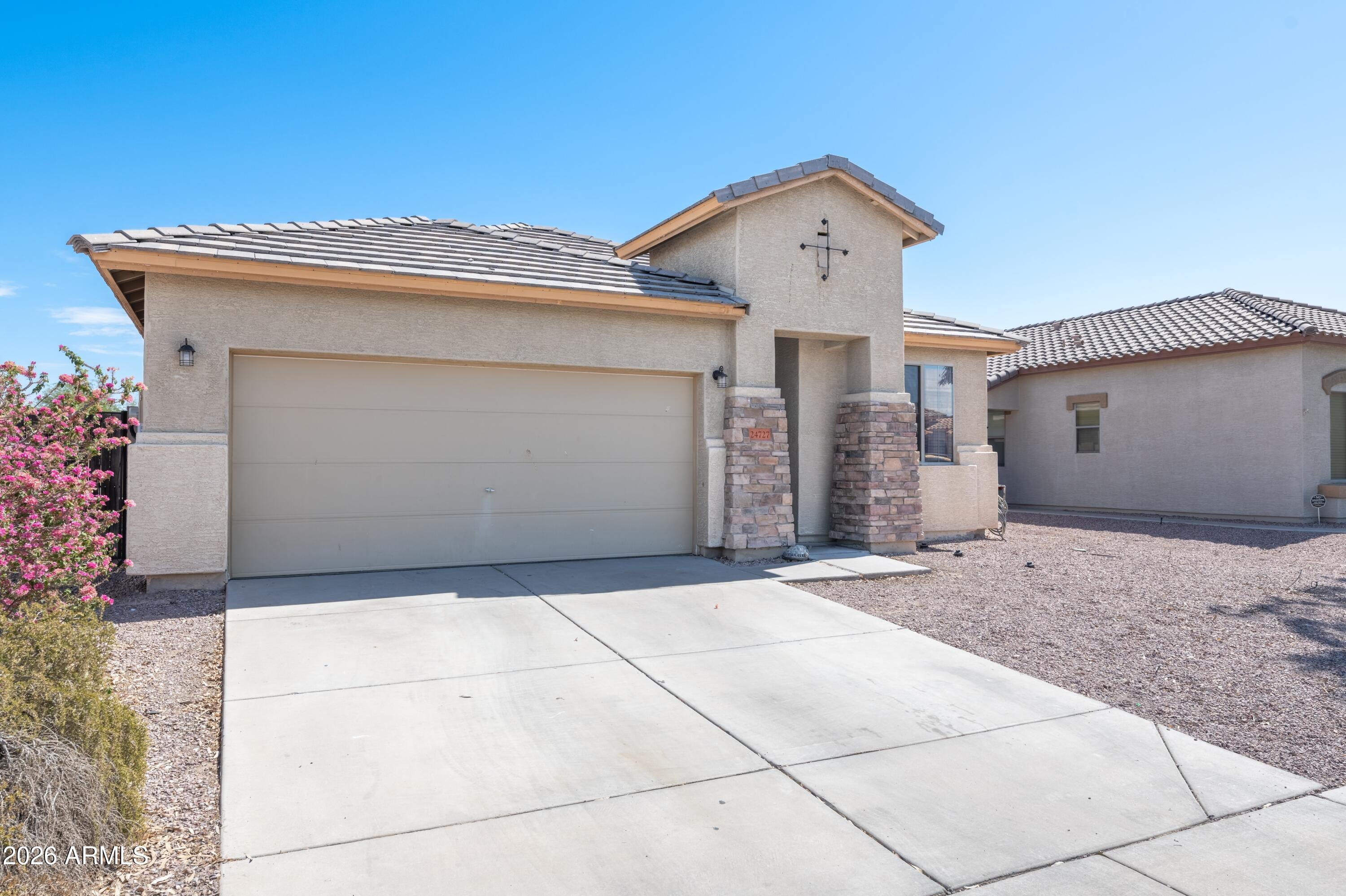 24727 W DOVE Lane