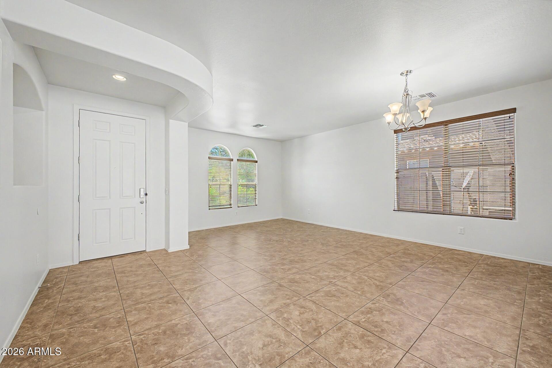15102 W WESTVIEW Drive