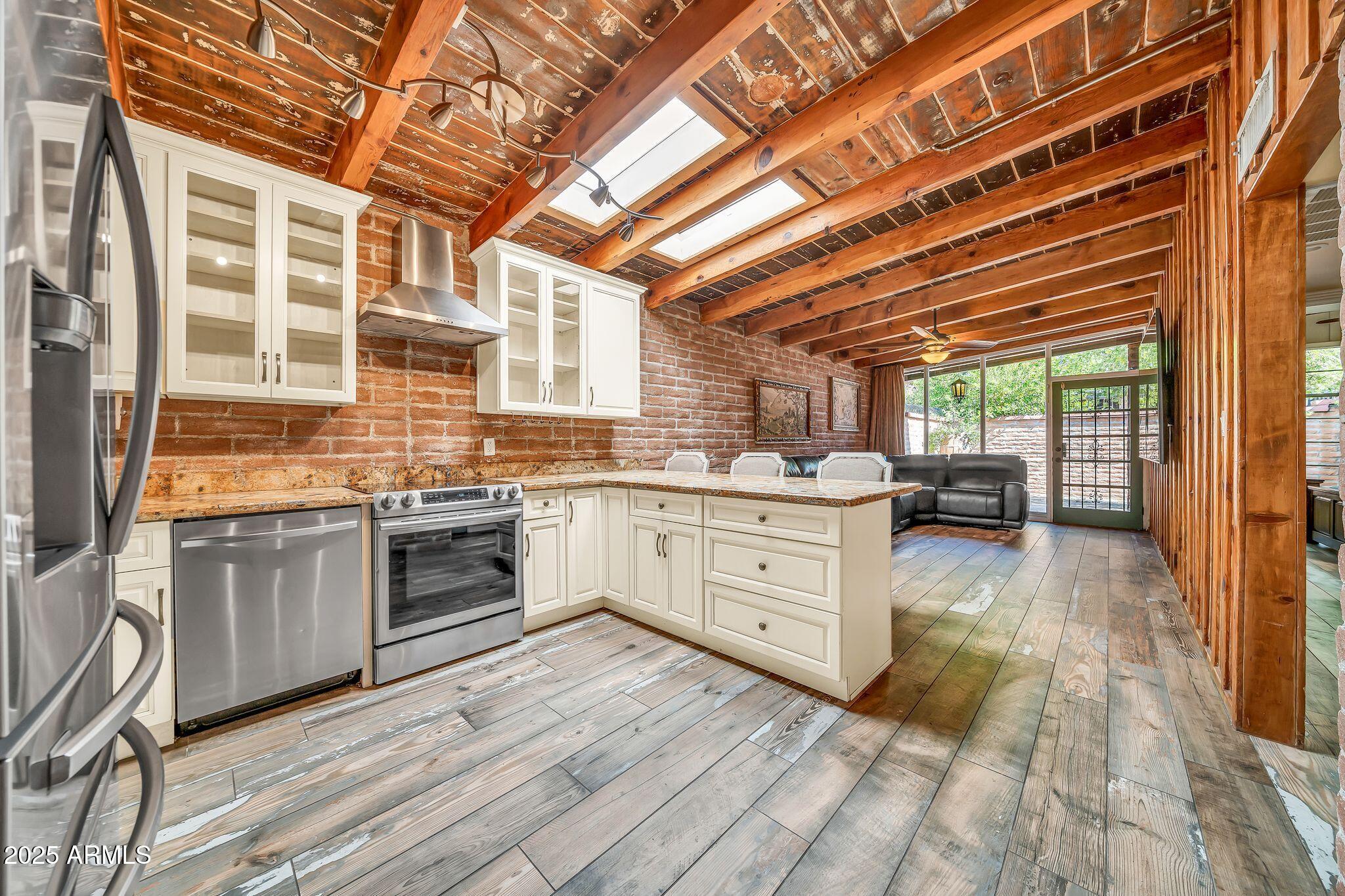 3032 N 32ND Street 65