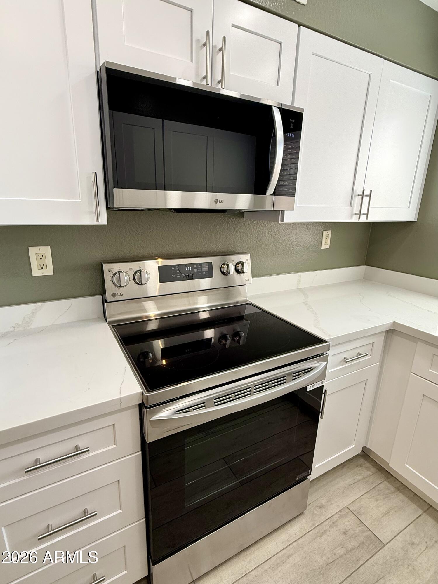 1632 N EL CAMINO Drive