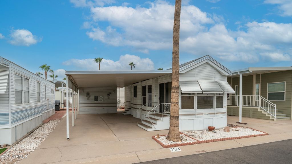 Photo of 753 Diamond Drive, Apache Junction, AZ 85119 (MLS # 6932783)