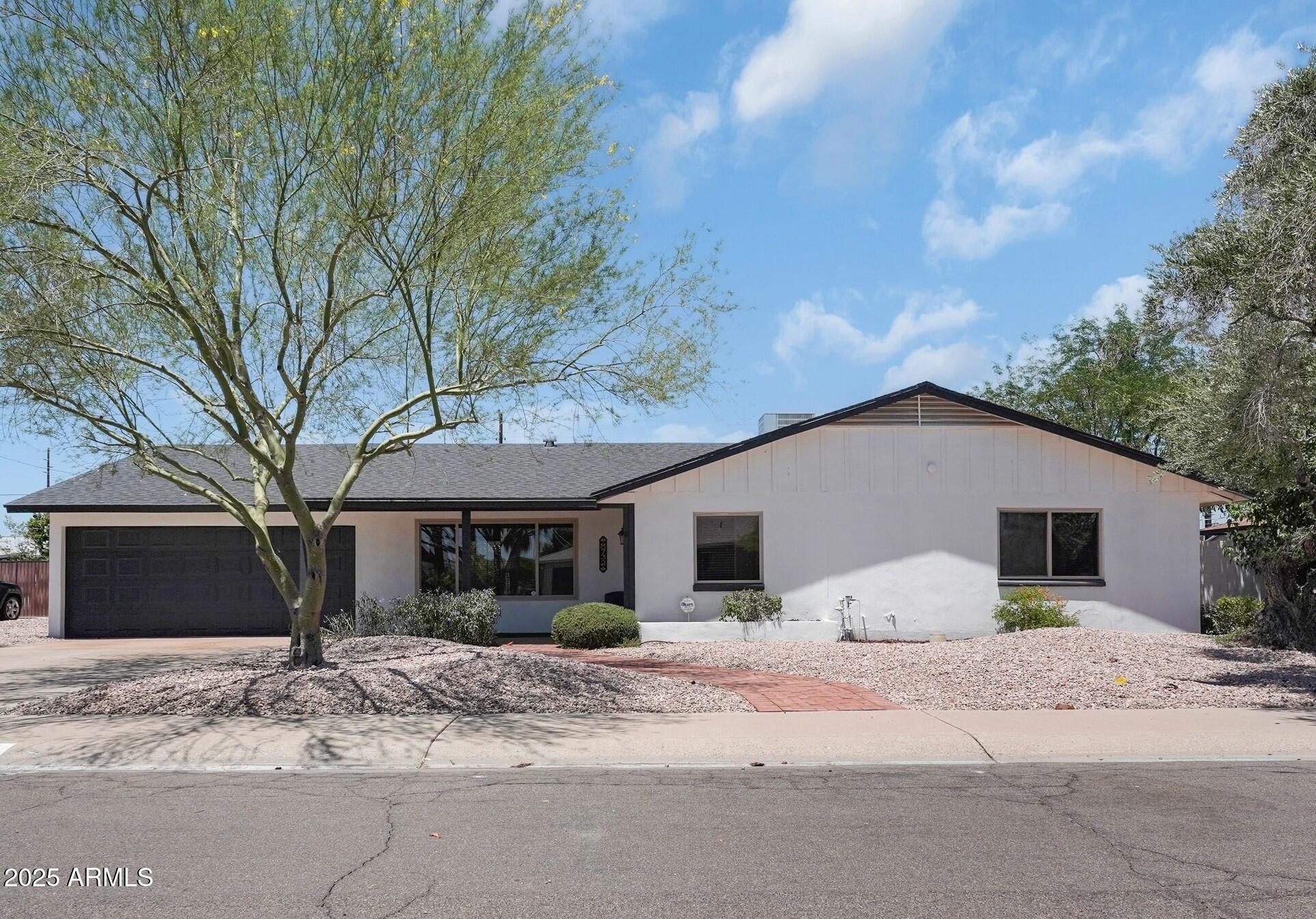 8732 E SANDALWOOD Drive