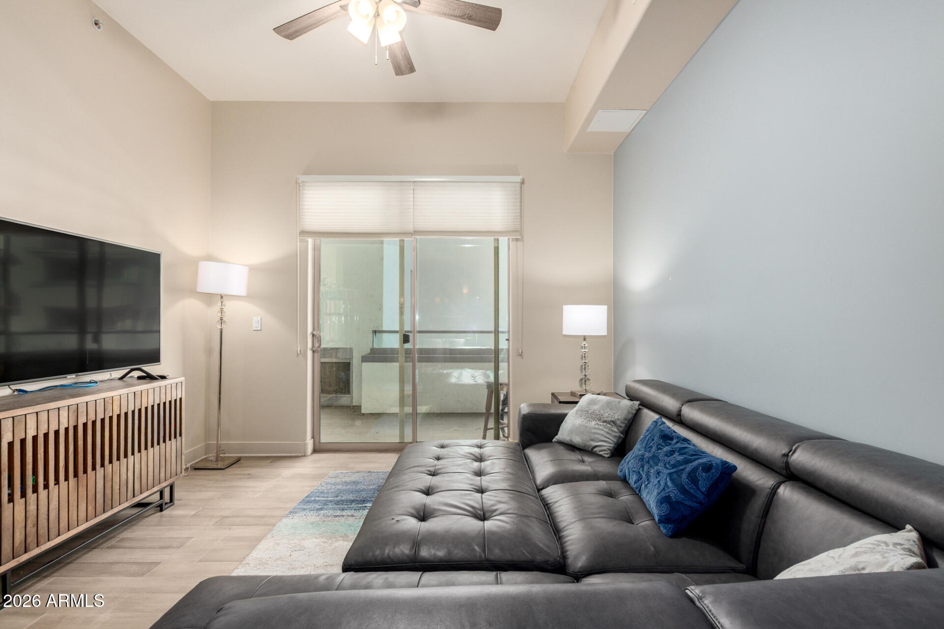 945 E PLAYA DEL NORTE Drive 4025