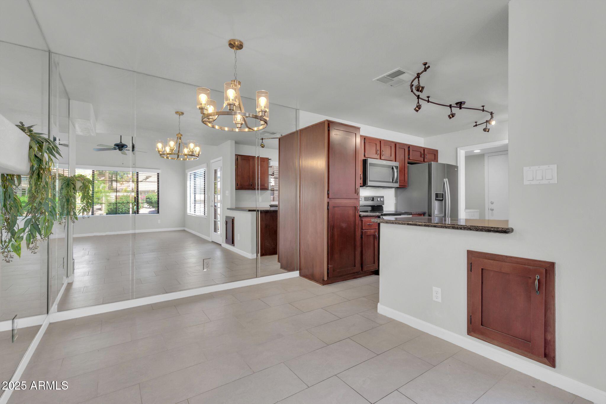 1001 N Pasadena Drive 105