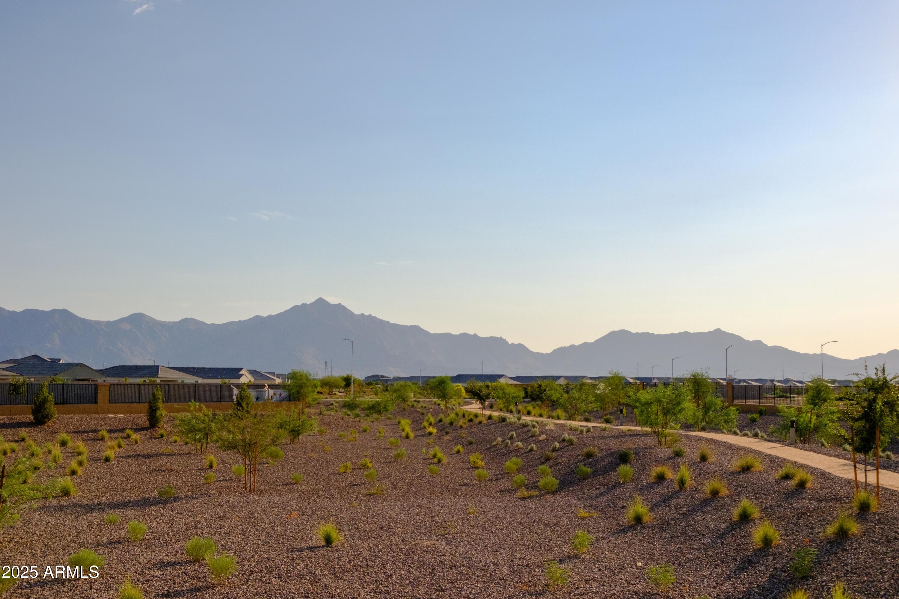 5218 W STEINWAY Drive