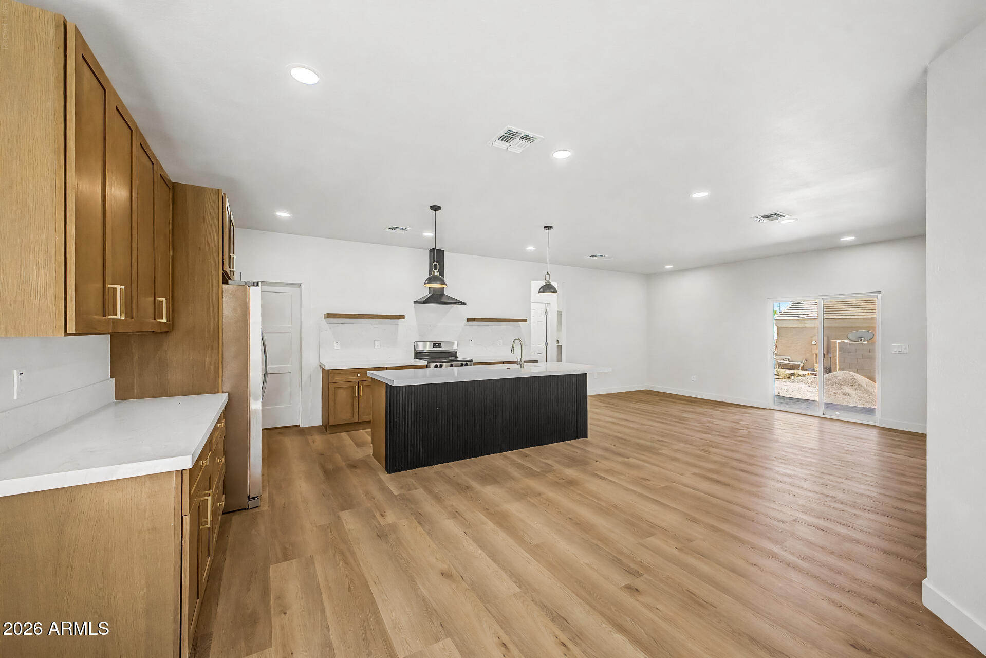 8769 W REVENTON Drive