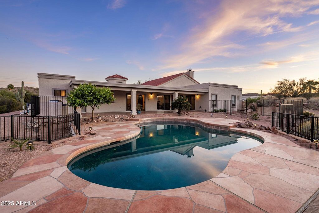 Photo of 16844 E Last Trail Drive, Fountain Hills, AZ 85268 (MLS # 6997555)