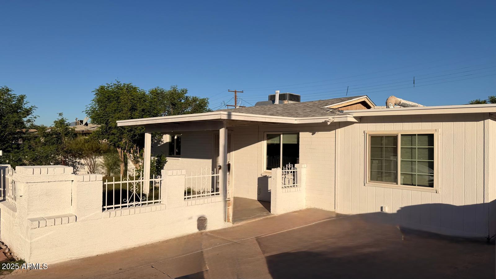 3622 W Sunland Avenue